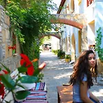 Toloman Hotel